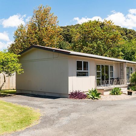 Waitangi Beach Units 외부 사진