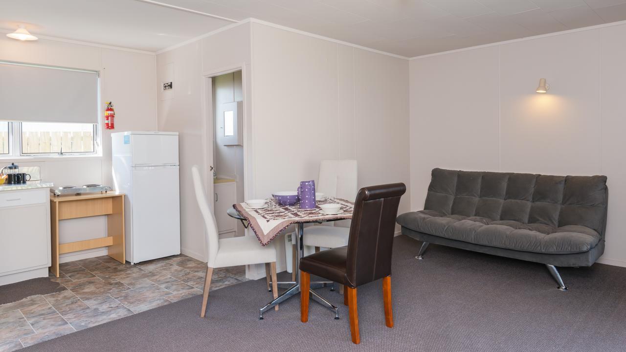 Waitangi Beach Units 외부 사진