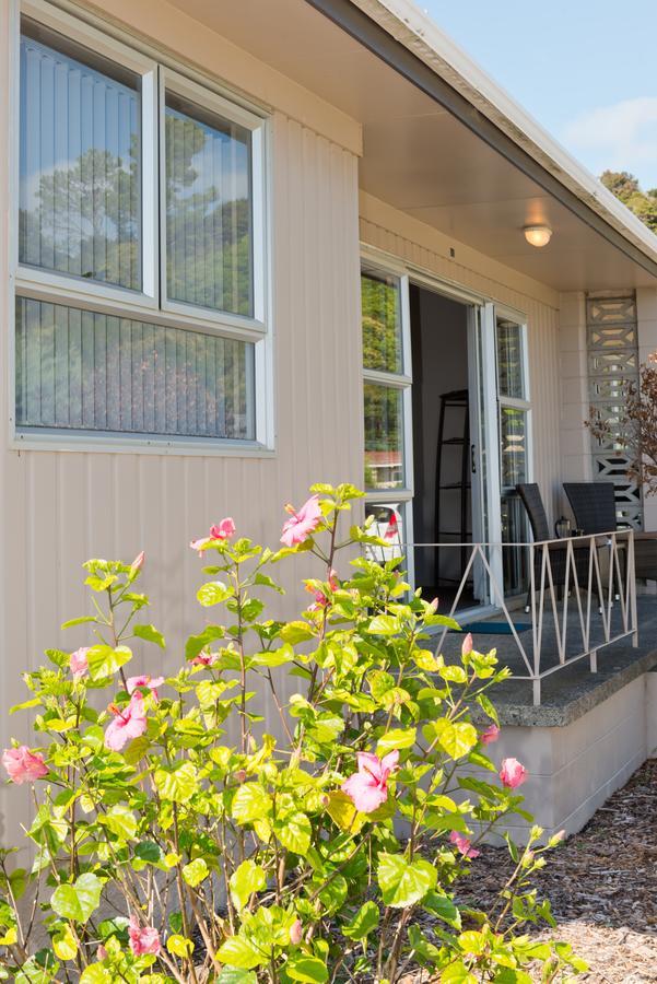 Waitangi Beach Units 외부 사진