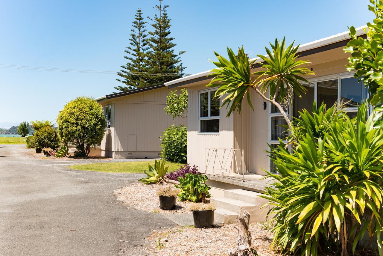 Waitangi Beach Units 외부 사진