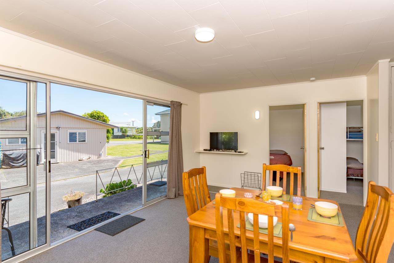 Waitangi Beach Units 외부 사진